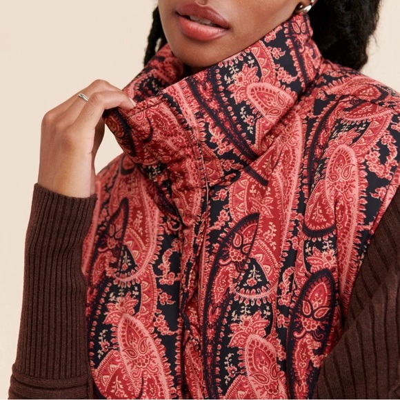 NWOT - Free People Flora Puffer Vest - Picture 5 of 9